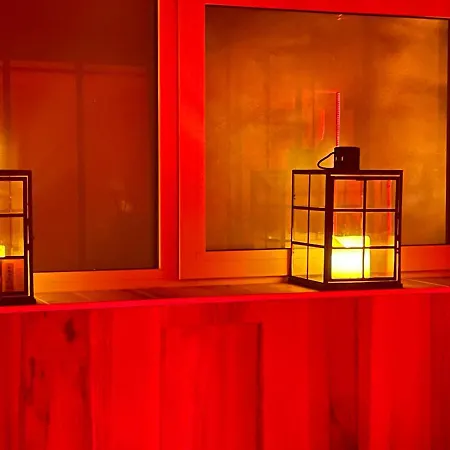 Loft Red Lights アパート *