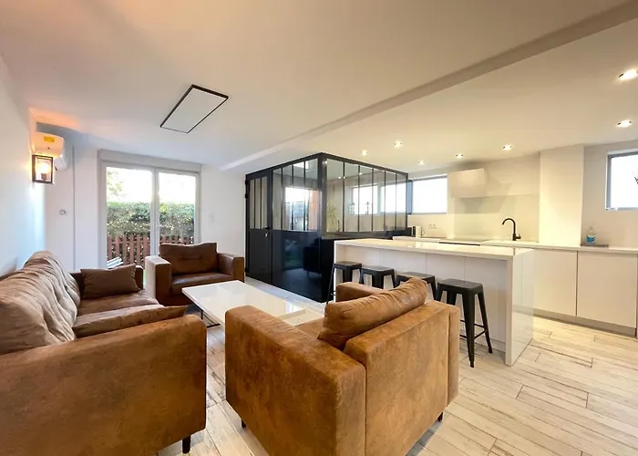 Loft Red Lights Сен-Сиприен